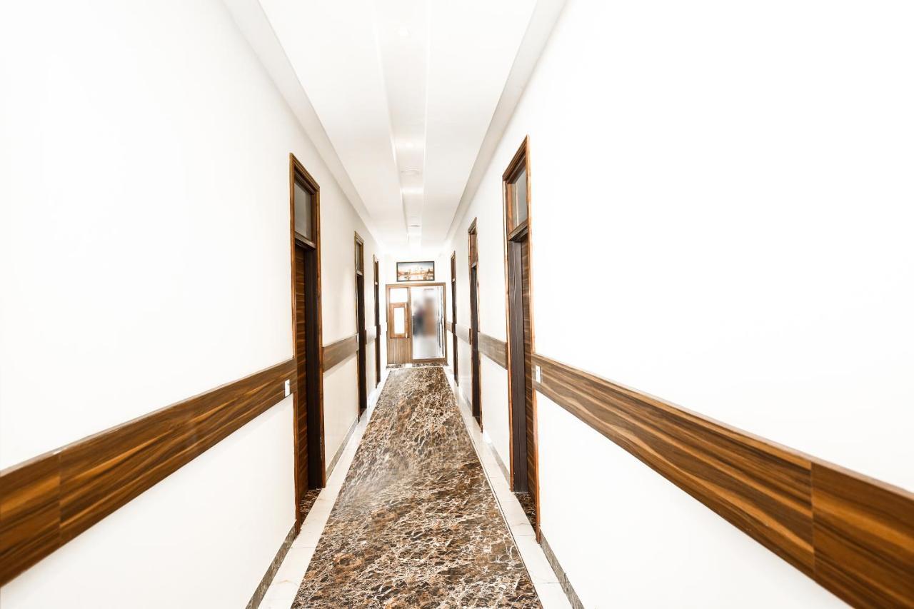 Hotel Woodcrest Zirakpur - Best Family Hotel By - A Unit Of Sidham Group Екстер'єр фото